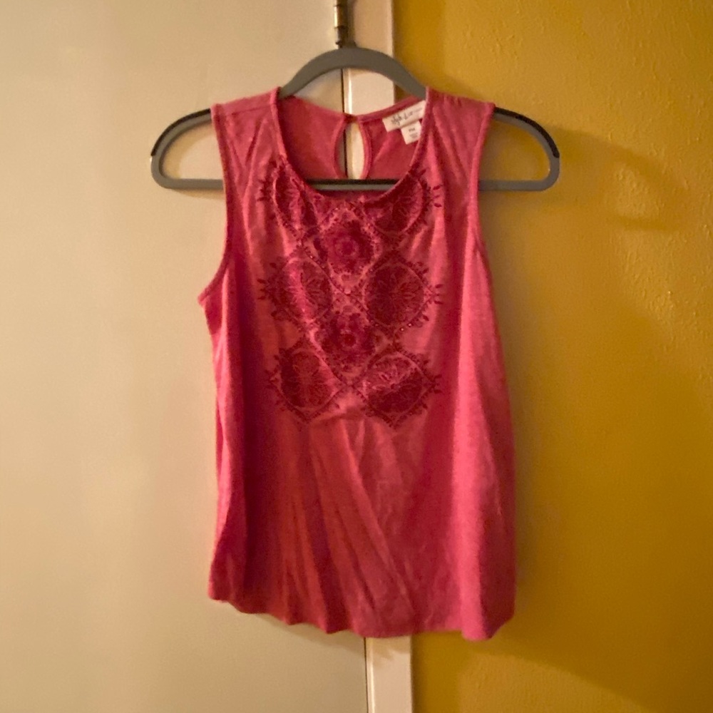 $10 Dark pink sleeveless top in PM